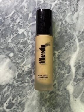 Flesh Foundation 14 Butter